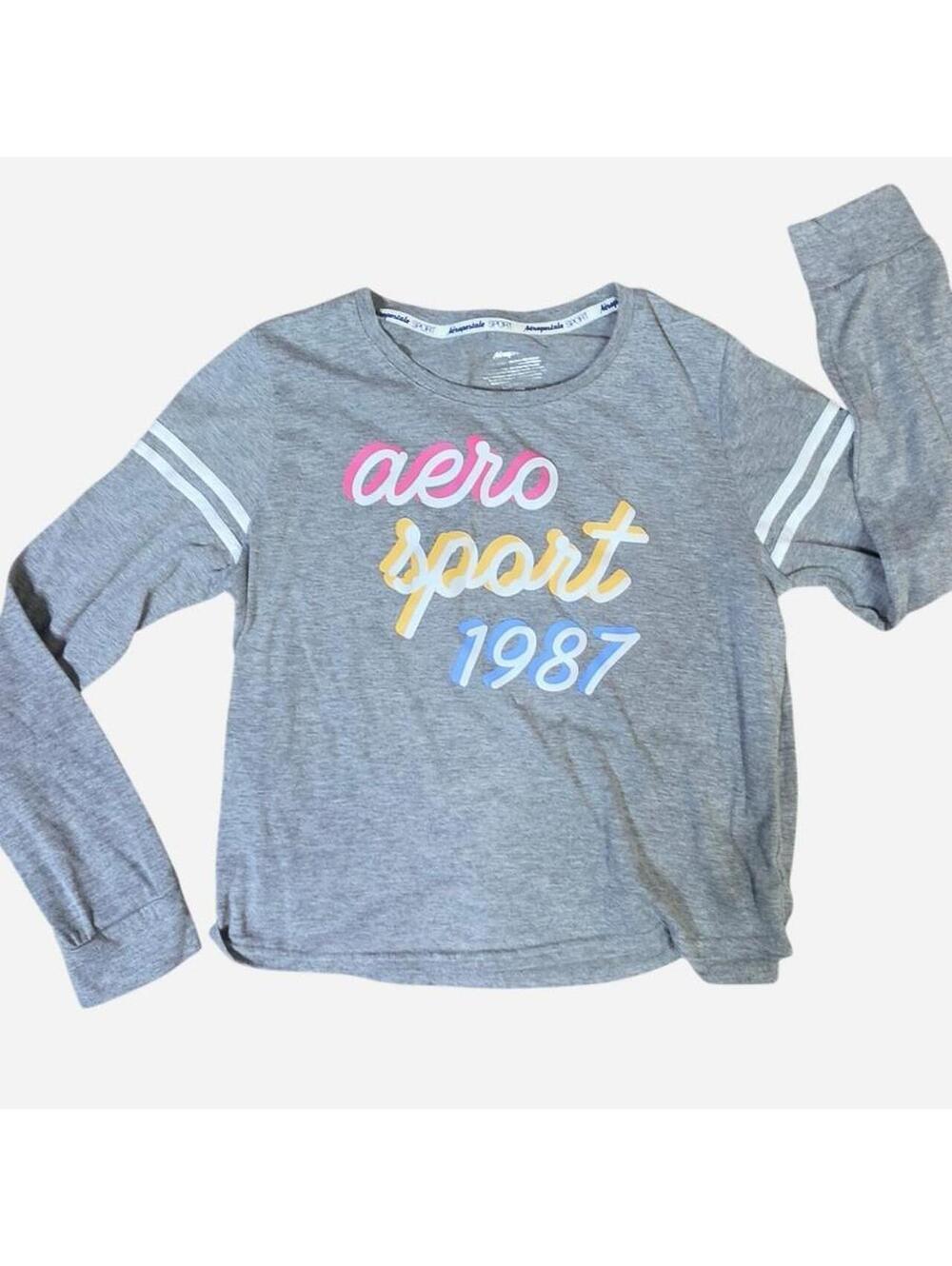 womens y2k Gray Aeropostale long sleeve shirt